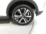 【リアタイヤ周辺】もう一つのタイヤ周辺もすっきりと仕上がっております。残り溝など詳細で気になる点がございましたらお気軽にスタッフまでご相談ください。