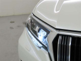 消費電力が少なく長寿命のLEDヘッドランプを装備しております。