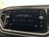 カ-プレイが利用できます。機能として、グーグルナビ、音楽再生、メッセージ確認など大変便利な機能です。