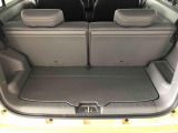 荷室空間も広く、シートアレンジもできるので使い分けできます。
