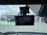 万が一の事故やトラブルの際も映像をしっかり記録!運転が不安な方や、日々の通勤・遠出のドライブも安心感が違います。
