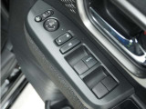 ◆パワーウィンドウスイッチ◆運転席から全席の窓の開閉操作を行うことが出来いつでも換気ができます!