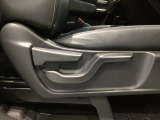 車が大好きなスタッフが心をこめて接客いたします。お客様一人一人のお車に対する思いや気持ちをうかがい、充実した時間が過ごせるよう努めます。