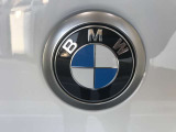 BMW認定中古車は100項目の箇所を徹底的にチェック致します。機械的な箇所や電気系、コンピューターなどを詳細に点検。交換基準に達した部品は整備した後にご納車致します。