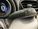 車外の明るさによって自動で点灯・消灯するオートライト