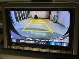 リアカメラ付で、後方をナビ画面で確認。車庫入れも安心です。もちろん、バックギアと連動しています。
