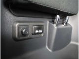 非常時やキャンプなどに役立つAC100Vコンセント付きです。