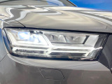 ●LEDヘッドライト:夜間走行時も良好な視界を確保し安心して運転できる高輝度LEDヘッドライトを装備!点灯速度が早く、消費電力も抑えられています。