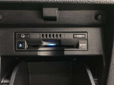 高速道路の料金支払いもスムーズに行えるETCを装備しています。快適なドライブをサポートします。