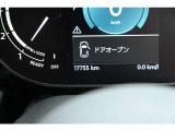 世代ごとに変わって来てはいるものの、ベースは丸形メーターが基調です。高いデザイン性を追求した結果がこのデザイン!