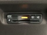 【ETC車載器】もはや必須アイテムのETCを搭載!高速道路のご利用時にとても便利!わずらわしい料金所での現金支払いが不要となりスムーズに通過できます♪