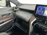 【車両検査証明書】付 ◇資格を持った検査員が車を細かくチェック