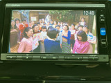 停車時にテレビを視聴できます。お子様連れのご旅行や休憩時間に、ご活用ください。
