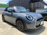 MINI認定中古車は第三者品質評価制度も採用しております。AIS方式による車両品質評価制度も導入し公平な車両コンデション評価を行うことにより車両品質の透明性を高めると同時に更なる信頼と安心をお届けします