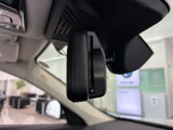 ルームミラー内蔵ETC車載機になります。