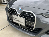 BMWのオートライトは積極的にライトをつけることにより、自車の存在を周囲に向けアピールいたします。それは安全性への配慮でもあります。