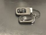便利なスマートキー。ボタンひとつで開錠できます。