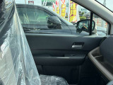 ★もしもの時でも安心の板金工場併設★大切にされている愛車の傷もエイチプラスにお任せください★ご購入いただいたお車以外の車のキズ・へこみも元通り★国家資格を取得しているスタッフが修理いたします★