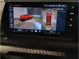 【バックモニター】&rdquo;R&rdquo;レンジにシフトチェンジして頂くとバックカメラとセンサーが起動し駐停車時の運転をサポートします。