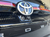 車庫入れもお任せのバックカメラが付いて、後方確認もラクラク♪安全に車庫入れも可能です。便利な機能ですが、バックカメラを過信せず、目視もお忘れなく。