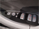当社BMW認定中古車は全車保証付きでございます。また保証料金や整備費用はお見積書内の諸費用・税金に追加計上する事はございません。認定中古車保証付きのお支払総額でお見積りご依頼の上、他店とお比べください