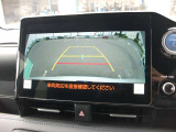 バックカメラ連動】シフトをリバースに入れると後方映像がナビに映ります。ガイド線付きで、狭い場所での駐車やバックが苦手な方でも安心です!