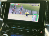 後退時の安全をサポートするバックモニターを搭載。映像を確認しながらスムーズな後退操作を支援します。