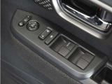 ◆パワーウィンドウスイッチ◆運転席から全席の窓の開閉操作を行うことが出来いつでも換気ができます!