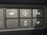 【パワーバックドア】スマートキーや運転席のボタンを押すだけでリアゲートが自動で開閉します!荷物を持っている時や、高い位置にあるバックドアを閉める際に便利な機能です♪