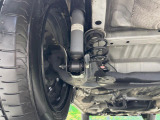 お車を安心してお乗りいただく為には、足回りの定期点検が欠かせません。サービスサポート(有償保証)では無料点検もご提供しており、安心のカーライフをお過ごしいただけるサポート体制が整っています。