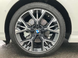 ★掲載車両以外にも、日々在庫が変動しております。当店にお探しのお車がない場合にもお気軽にお問い合わせ下さい。欲しいBMWがみつかるかもしれません!047-307-7800まで★