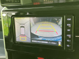 駐車時の後方確認をサポートするバックモニター。安全かつスムーズな後退を支援し、運転の不安を軽減します。