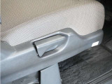 お立ち寄りいただく際は、事前にご連絡をお願いします。お目当てのお車が商談中や売約となることもございます。ご確認いただいてから、お立ち寄りください。