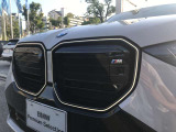 【ボディコーティングで新車時の輝きを】ご納車前にボディを磨き上げ下地処理を行った上で、コーティングを施工します。軽微な小傷も無くなりより新車時の輝きに近い状態でお届けできます。ぜひご用命下さい!