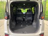 【パワーバックドア】スマートキーや運転席のボタンを押すだけでリアゲートが自動で開閉します!荷物を持っている時や、高い位置にあるバックドアを閉める際に便利な機能です♪