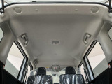 【天井】キレイなおクルマがお待ちしております。兵庫ダイハツでは店舗入庫前に当社再生工場にてクリーニング!店舗でも定期的に洗車♪品質には自信があります!お気軽にご来店下さい。