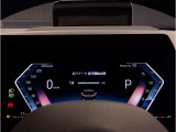 『運転』に対するBMWのこだわりはメーターパネルにも表れております。視野性の良いメーターパネルは疲労感の軽減と、運転の楽しさをもたらしてくれます。