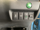 【VSA(車両挙動安定化制御)】滑りやすい路面での横滑りを抑え、安定した走行をサポートします。
