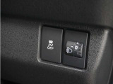 ◆VSA◆横滑り防止装置が装備されています。コーナーリング時の横すべりを抑える機能と、車両の急激な挙動変化を抑える機能で、安定した走行を実現しています。運転に安心とゆとりが出来ます。