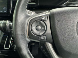 ステアリングスイッチ装備!運転しながら手元でオーディオの操作などができます。
