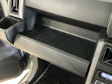 初めての中古車選びも安心!スタッフが親身にご案内します♪