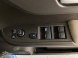 運転席ドアスイッチ