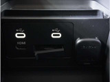 【USB接続】USB接続も可能です。スマートフォンと連動して音楽も再生可能です。