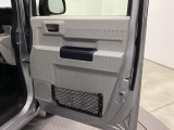 開口部が広いため、荷物を抱えた状態での乗り入れも楽に行えます。