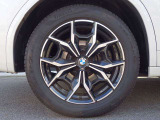 ◆ローンリース等ファイナンス商品、BMW専用自動車保険、BMWカード、コーティング、板金塗装、ドライブレコーダーなど社外品の取扱もございます。お車に関することは全てバルコムにお任せ下さい◆