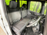 運転席シート廻りは使用感も少なく、良好な状態となっています。丁寧に使われていたことがよくわかりますね。