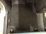 【もしも】の時のために自動車保険だけではなく、JAFのご説明もさせて頂いております。保険は「クルマ」、JAFは「人」にかかるものです。保険+JAFでさらに安心です。