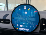 【オートエアコン】左右独立式オートエアコンを装備しています。暑がり寒がりでエアコン設定を争う必要は御座いません。