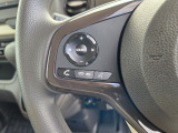運転しながら手元でオーディオ操作ができます♪ハンドルから手・目を離すことなく運転も安心です。