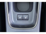 フロントシートにはシートヒーターが付いてます!ステアリングヒーターも付いてます♪